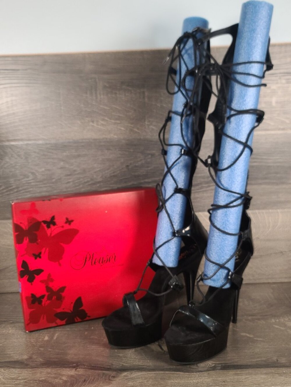 Pleaser DELIGHT-698 Women's 14M Stiletto Lace-Up Platform Heel